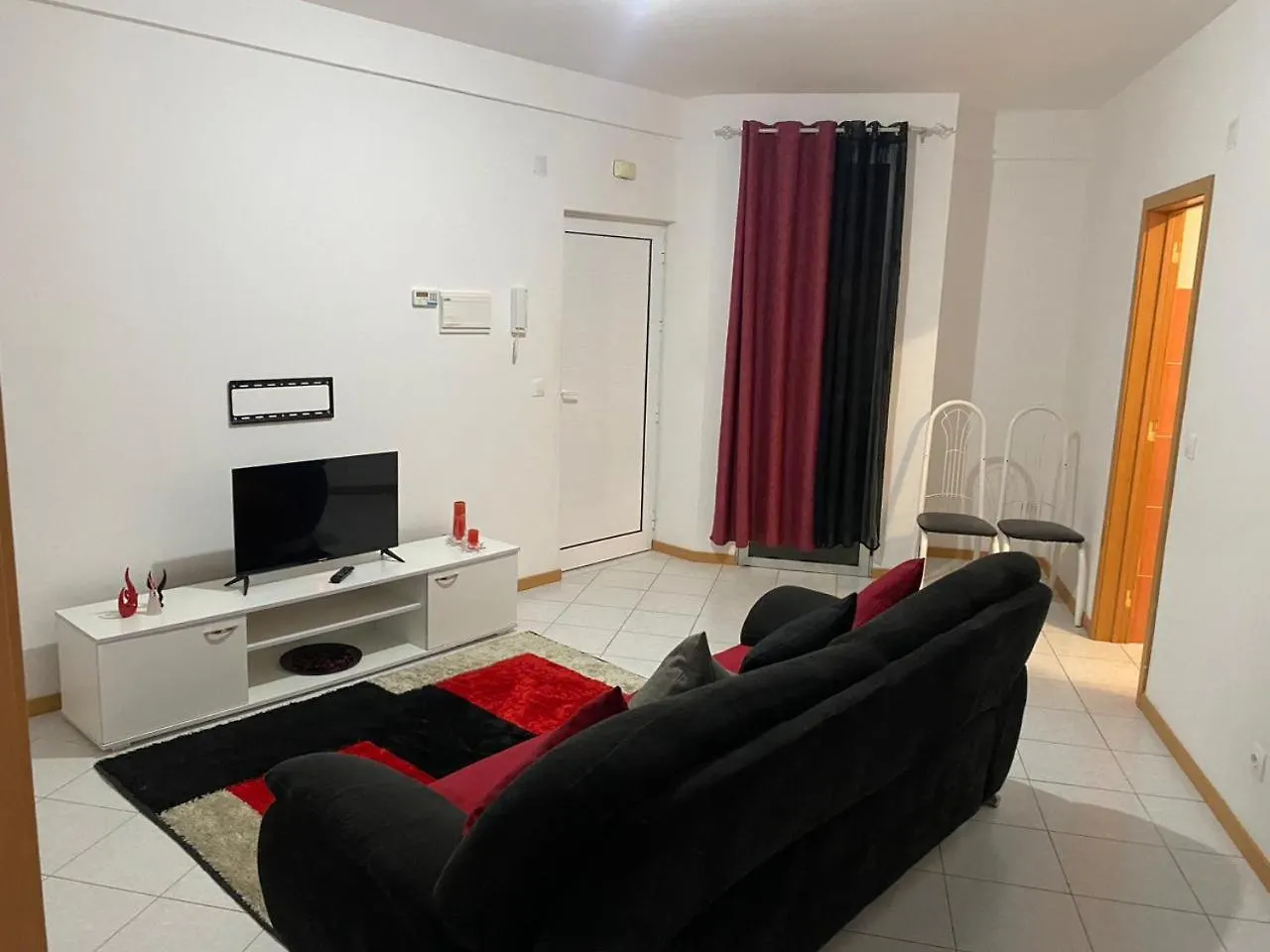 Apartment 3 Minutes From Nelson Mandela Airport Praia