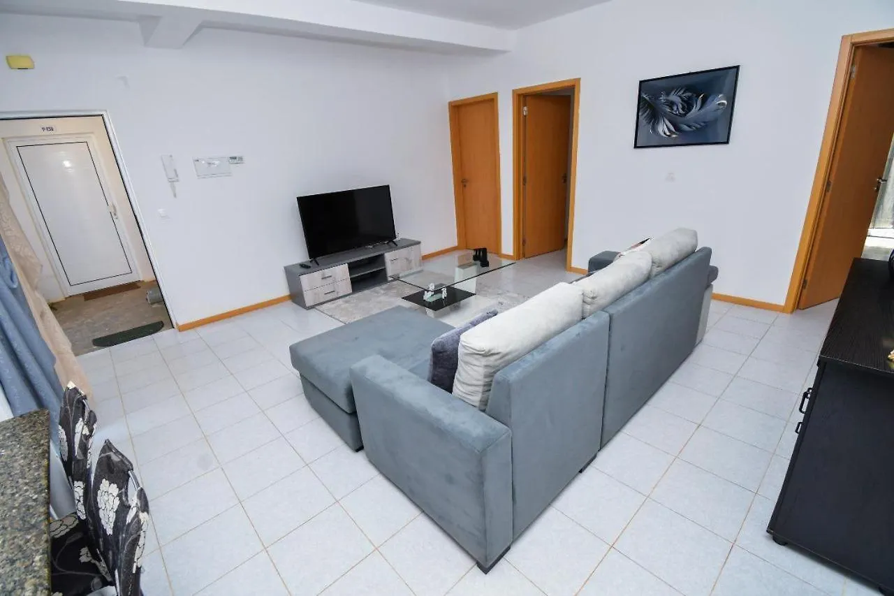 Apartment 3 Minutes From Nelson Mandela Airport Praia